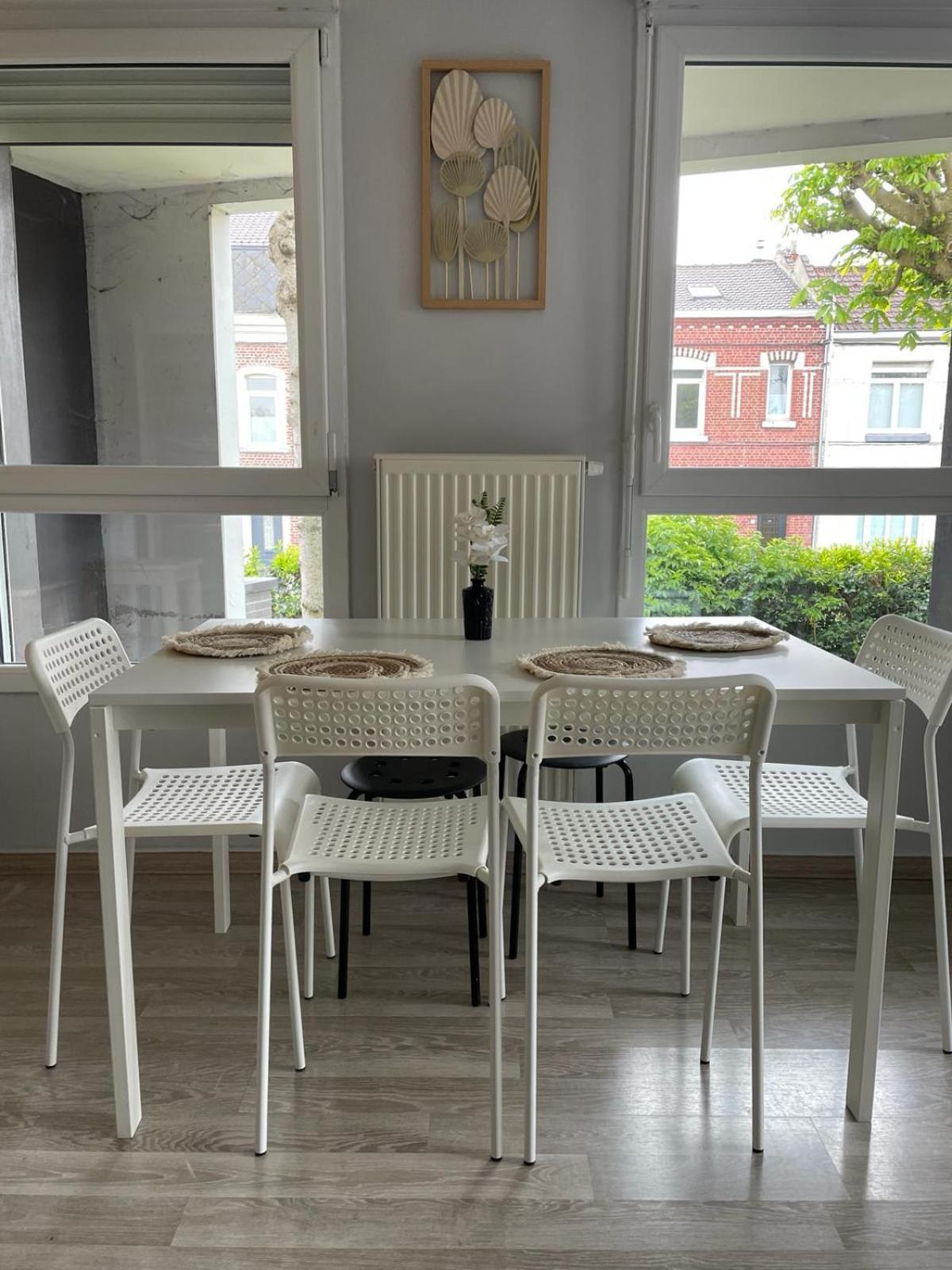 Appartement 2 Chambres Avec Terrasse Et Garage Saint-Andre-lez-Lille المظهر الخارجي الصورة